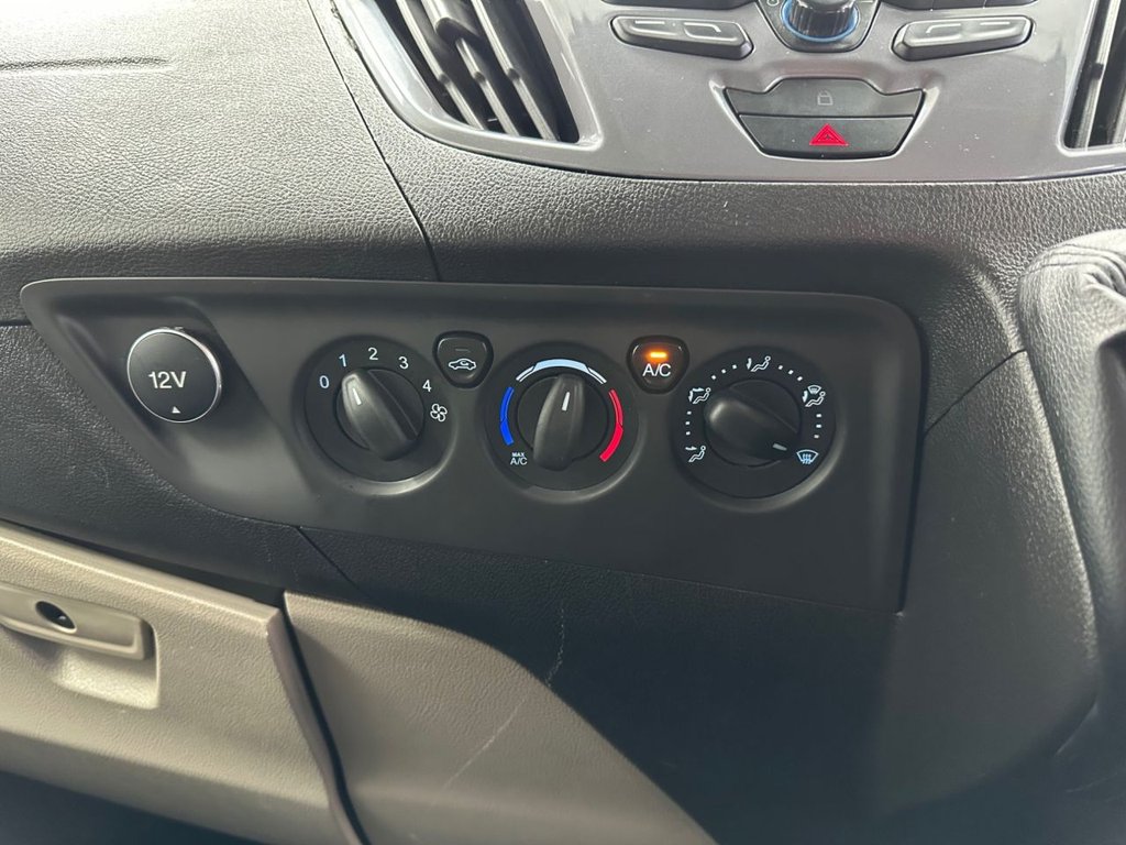 Used Ford Tourneo Custom 2015 for sale - 77121360: Photo 38