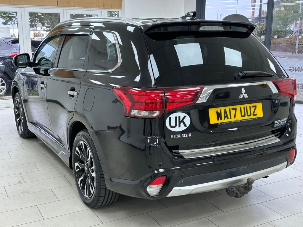 Used Mitsubishi Outlander 2017 for sale - 77275816: Photo 12