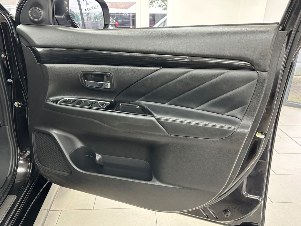 Used Mitsubishi Outlander 2017 for sale - 77275816: Photo 15