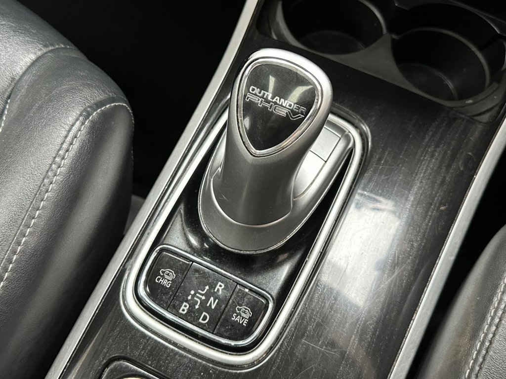 Used Mitsubishi Outlander 2017 for sale - 77275816: Photo 30