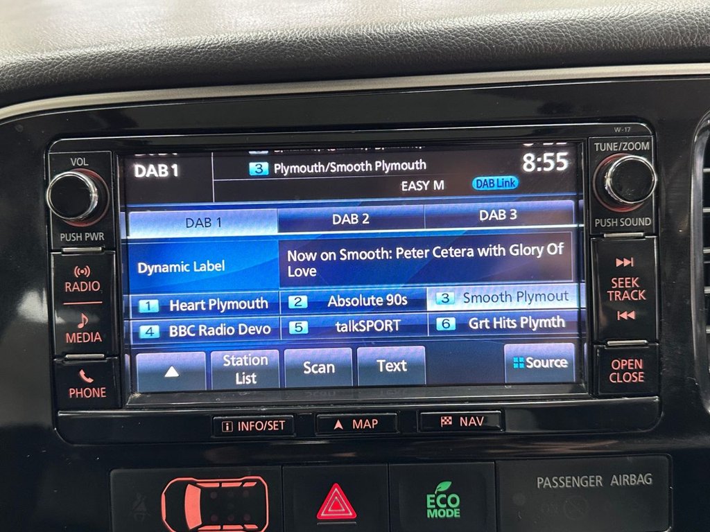 Used Mitsubishi Outlander 2017 for sale - 77275816: Photo 32