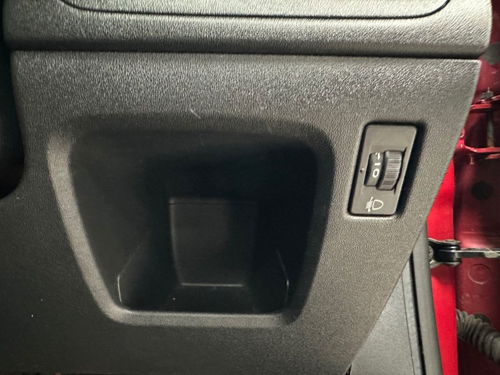 Used Peugeot 2008 2016 for sale - 76430019: Photo 36