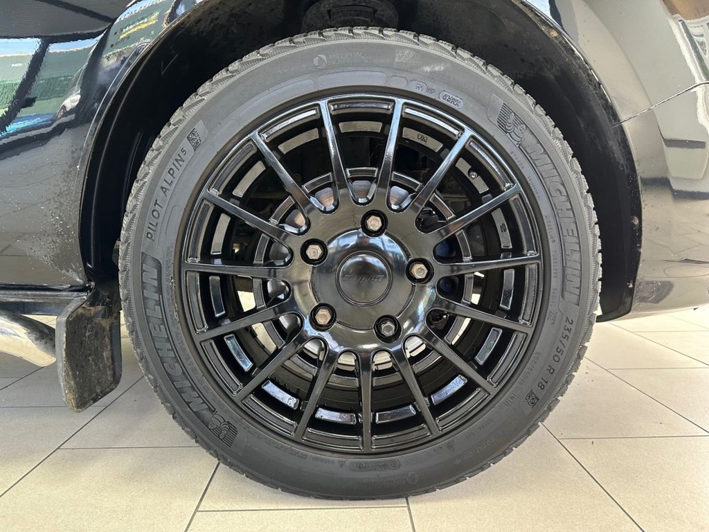 Used Ford Transit Custom 2018 for sale - 76396259: Photo 17