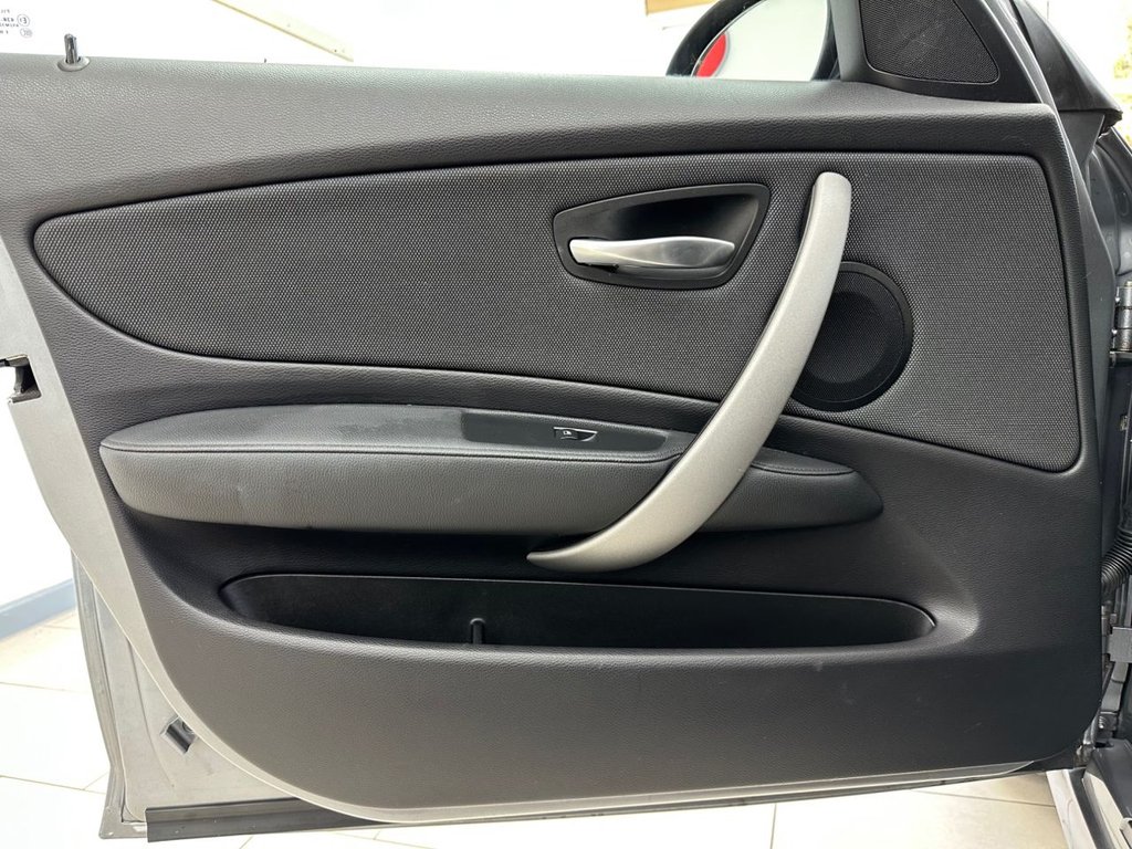 Used BMW 1 Series 2009 for sale - 76396326: Photo 21