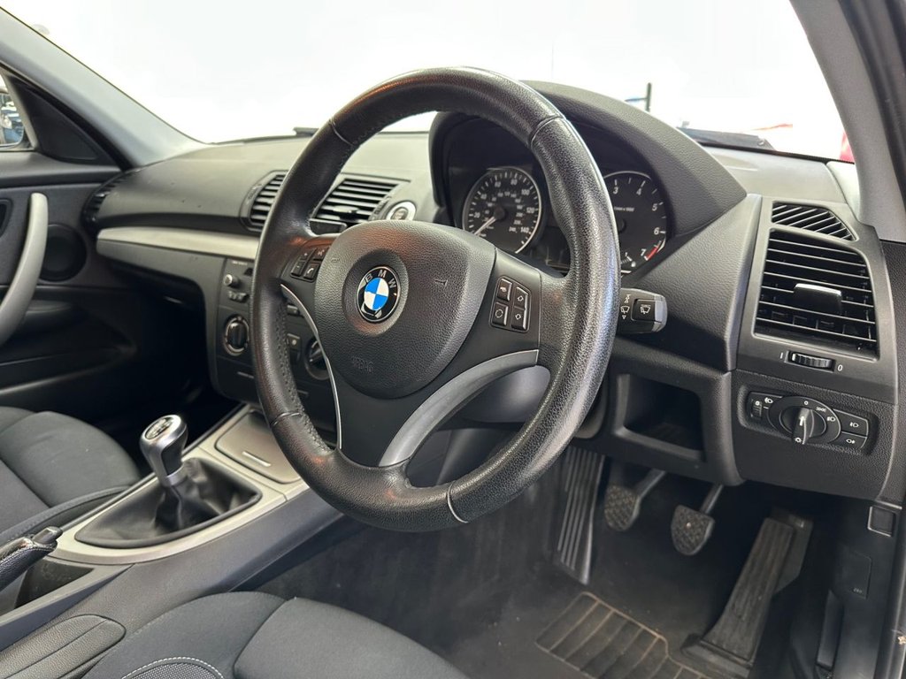 Used BMW 1 Series 2009 for sale - 76396326: Photo 32