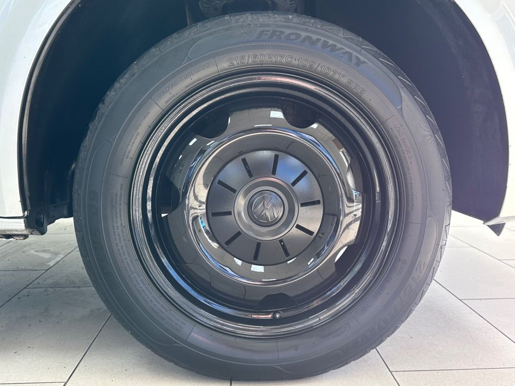 Used Volkswagen Transporter Shuttle 2019 for sale - 76563352: Photo 12