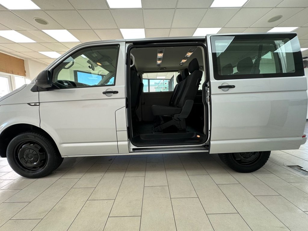 Used Volkswagen Transporter Shuttle 2019 for sale - 76563352: Photo 22