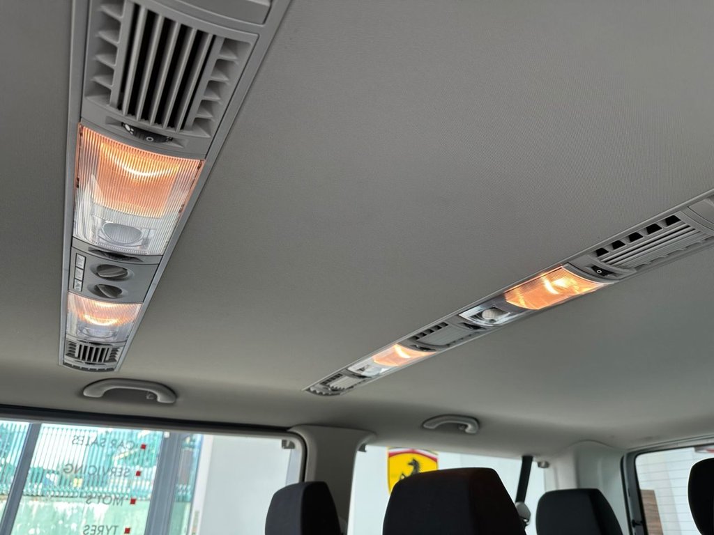 Used Volkswagen Transporter Shuttle 2019 for sale - 76563352: Photo 36