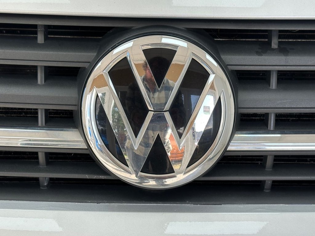Used Volkswagen Transporter Shuttle 2019 for sale - 76563352: Photo 8