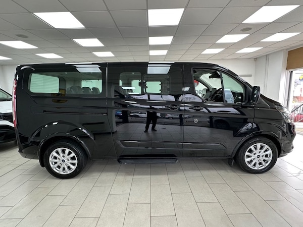 Used Ford Tourneo Custom 2019 for sale - 76245158: Photo 2
