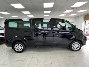 Used Ford Tourneo Custom 2019 for sale - 76245158: Photo 2