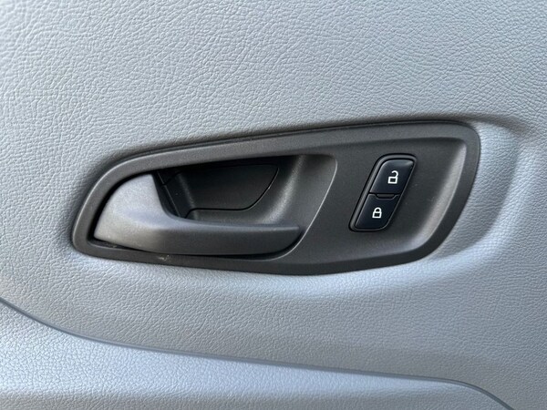 Used Ford Transit 2018 for sale - 76185190: Photo 36