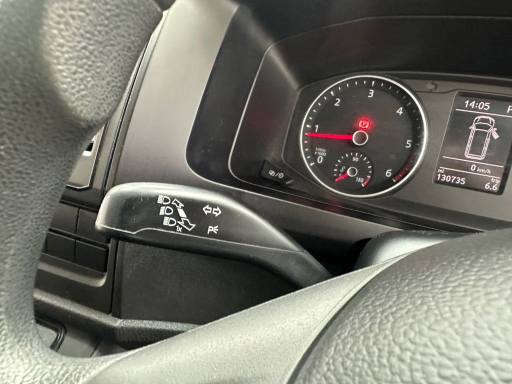 Used Volkswagen Transporter Shuttle 2017 for sale - 77692695: Photo 29