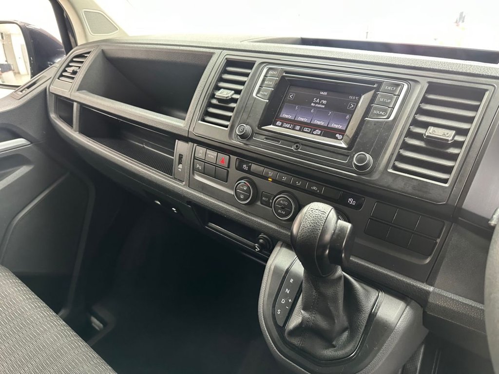 Used Volkswagen Transporter Shuttle 2017 for sale - 77692695: Photo 32