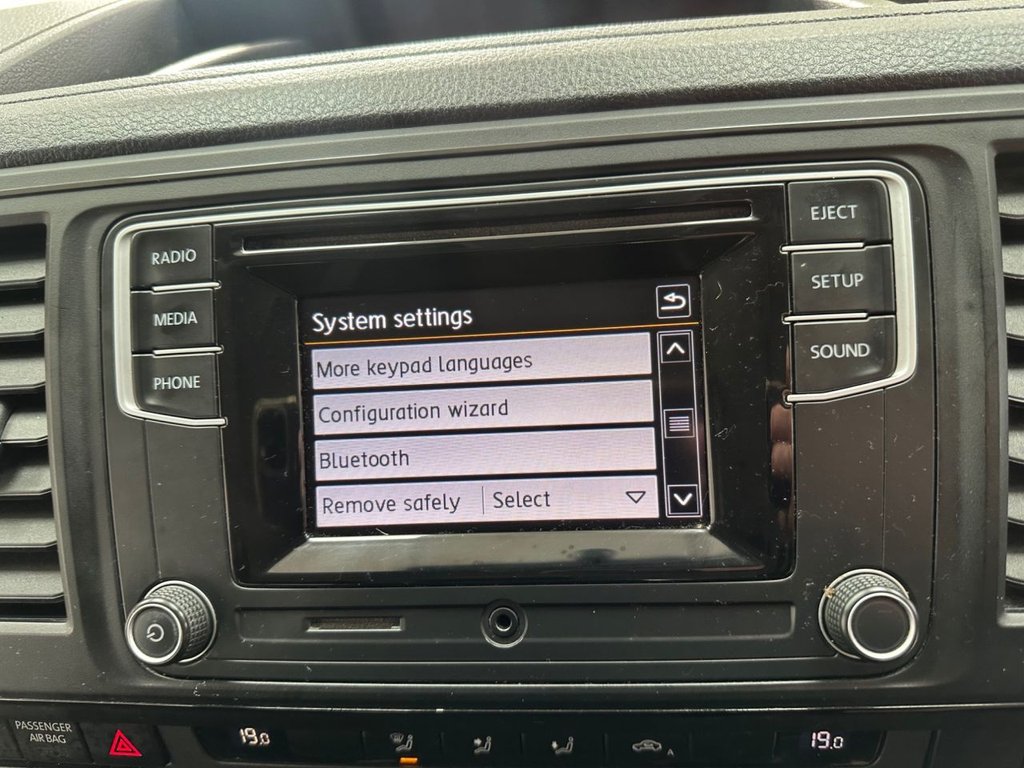 Used Volkswagen Transporter Shuttle 2017 for sale - 77692695: Photo 36