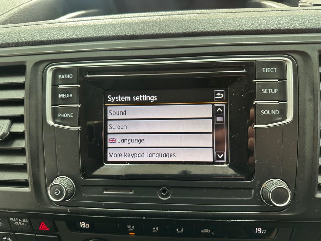 Used Volkswagen Transporter Shuttle 2017 for sale - 77692695: Photo 37