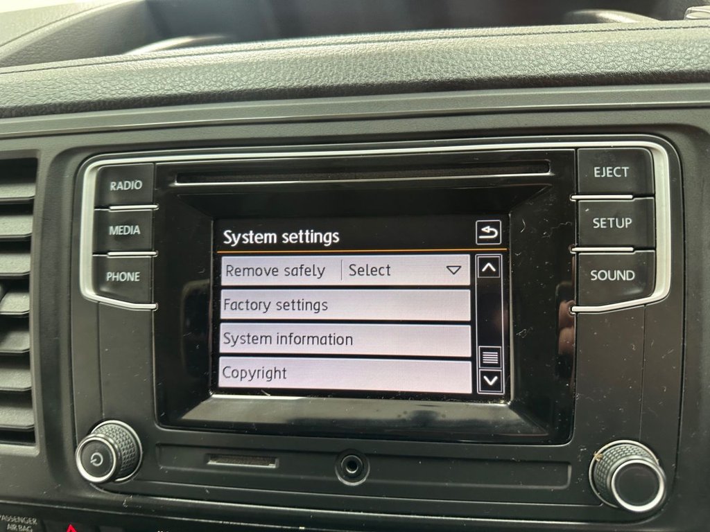 Used Volkswagen Transporter Shuttle 2017 for sale - 77692695: Photo 41