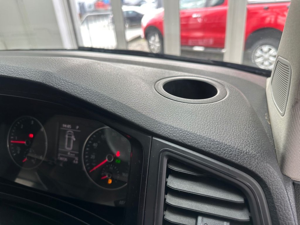 Used Volkswagen Transporter Shuttle 2017 for sale - 77692695: Photo 44