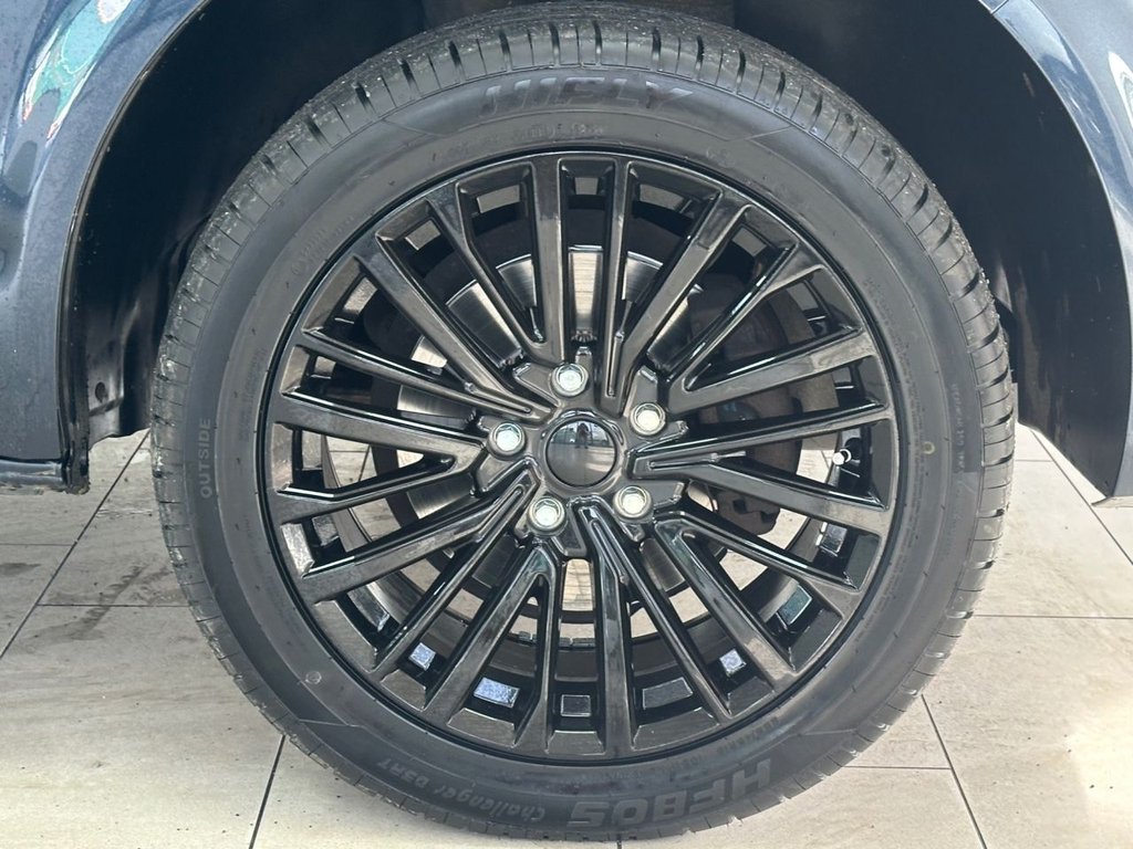 Used Volkswagen Transporter Shuttle 2017 for sale - 77692695: Photo 9