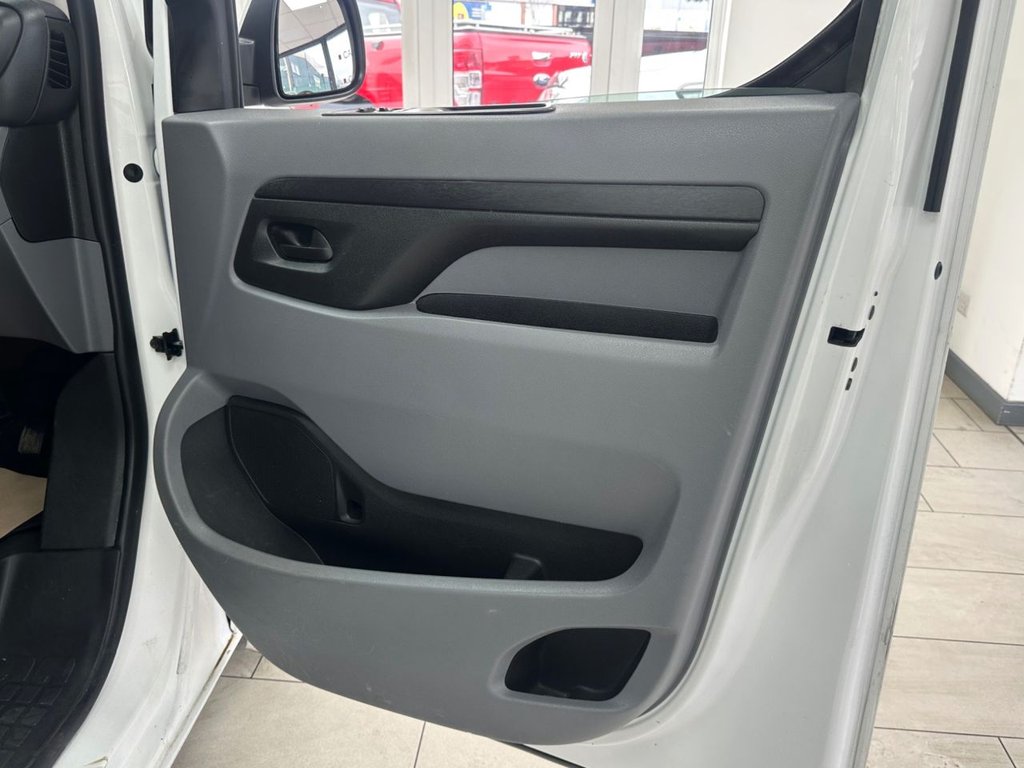 Used Vauxhall Vivaro 2021 for sale - 77764992: Photo 21