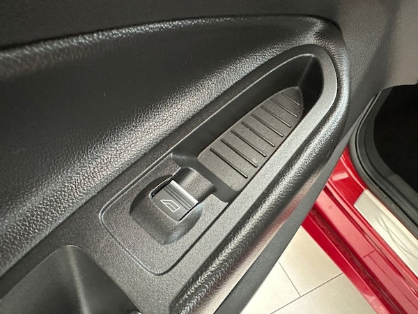 Used Ford Kuga 2014 for sale - 76185109: Photo 30