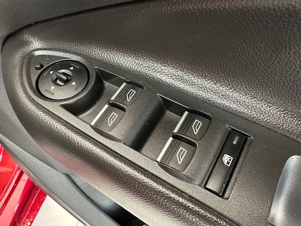 Used Ford Kuga 2014 for sale - 76185109: Photo 34