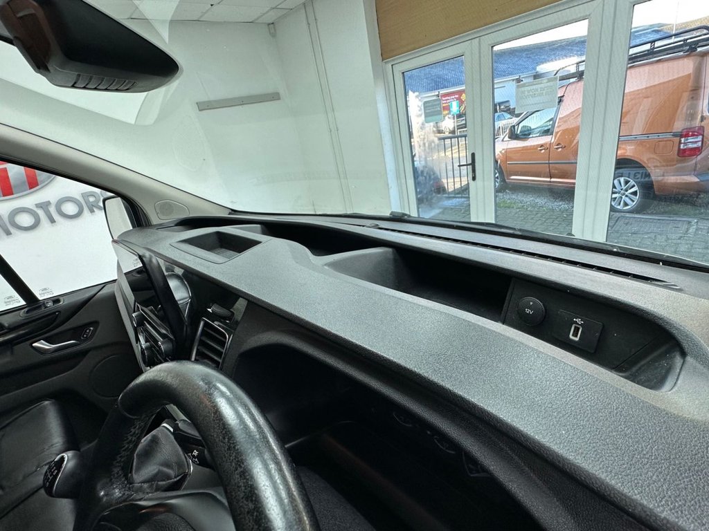 Used Ford Transit Custom 2018 for sale - 76631859: Photo 29