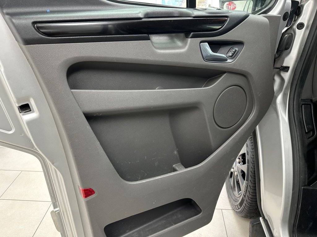 Used Ford Transit Custom 2018 for sale - 76631859: Photo 48