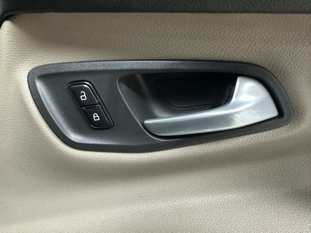 Used Ford Tourneo Custom 2013 for sale - 76855092: Photo 21