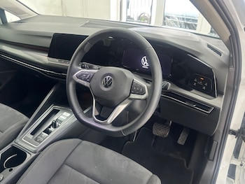 Used Volkswagen Golf 2021 for sale - 78479403: Photo