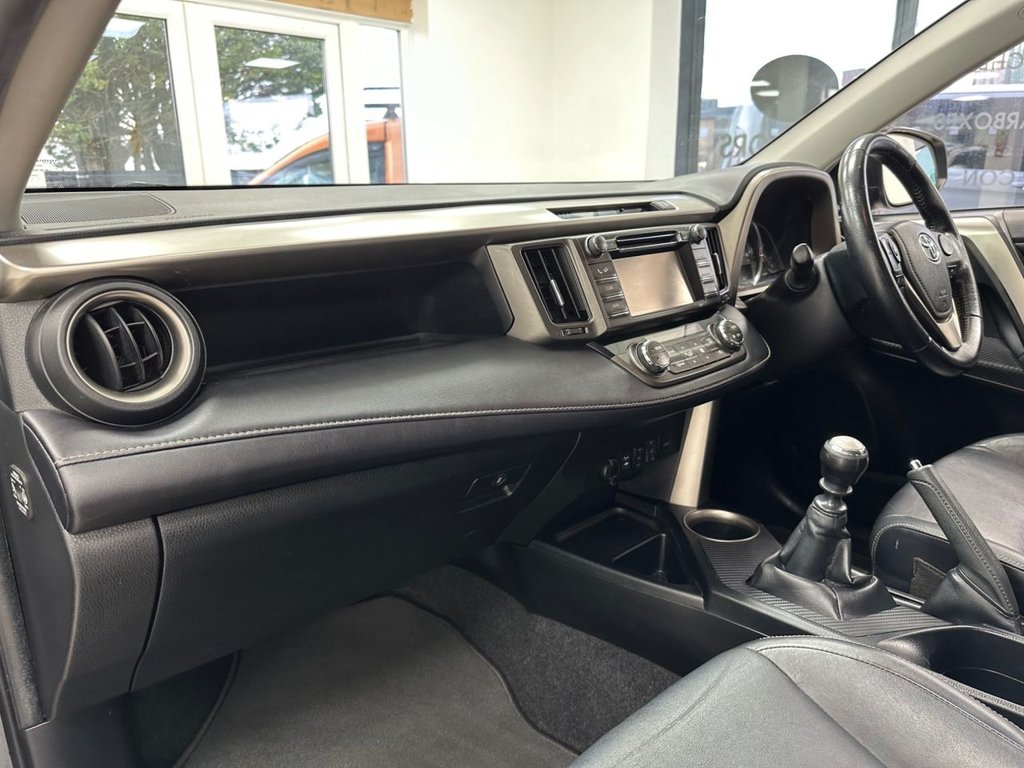 Used Toyota RAV4 2013 for sale - 76333497: Photo 27
