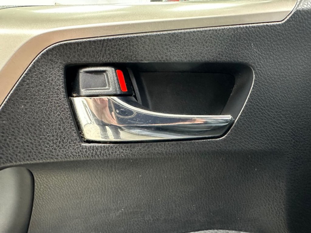 Used Toyota RAV4 2013 for sale - 76333497: Photo 29