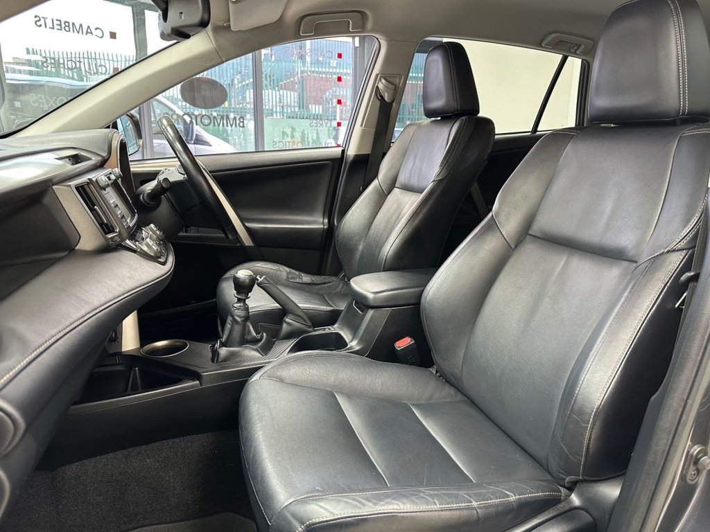 Used Toyota RAV4 2013 for sale - 76333497: Photo 32