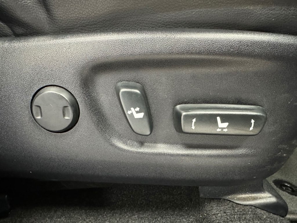 Used Toyota RAV4 2013 for sale - 76333497: Photo 38
