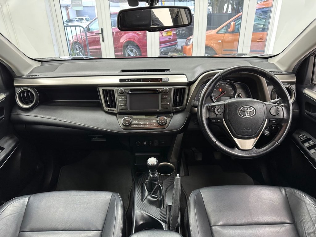 Used Toyota RAV4 2013 for sale - 76333497: Photo 4