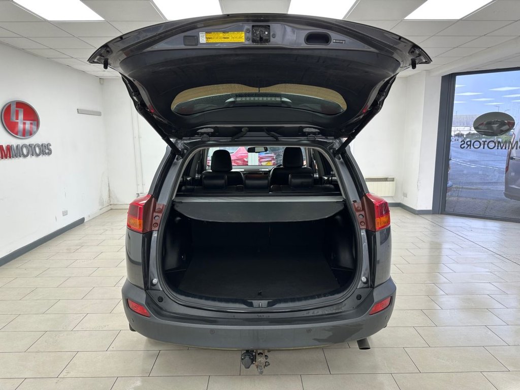 Used Toyota RAV4 2013 for sale - 76333497: Photo 5
