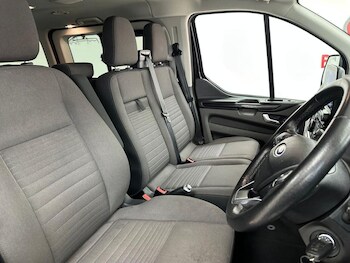 Used Ford Tourneo Custom 2020 for sale - 76582094: Photo