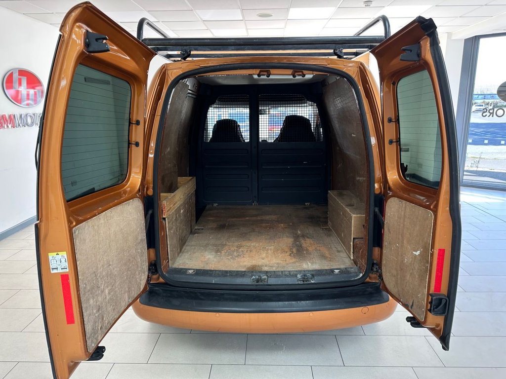 Used Volkswagen Caddy 2014 for sale - 76185103: Photo 5