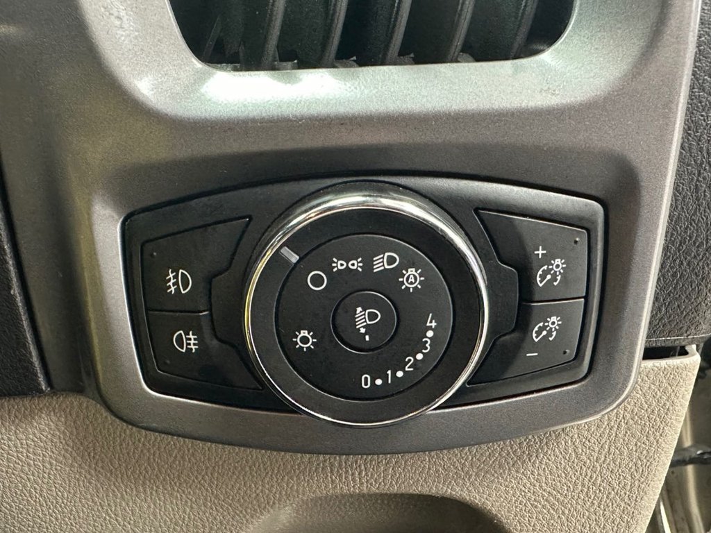 Used Ford Tourneo Custom 2017 for sale - 77720235: Photo 28