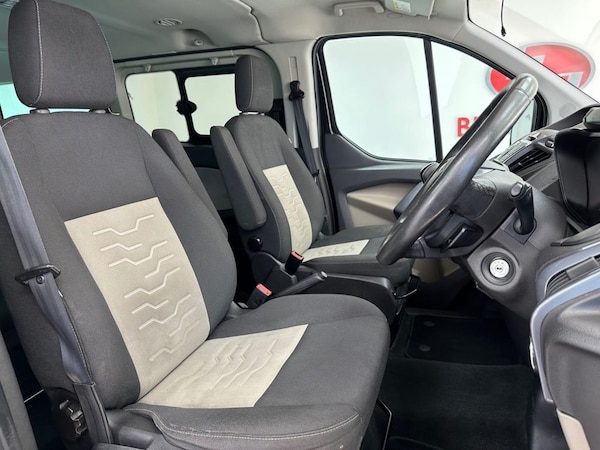 Used Ford Tourneo Custom 2015 for sale - 76185034: Photo 3
