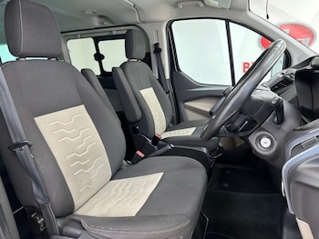 Used Ford Tourneo Custom 2015 for sale - 76185034: Photo 3