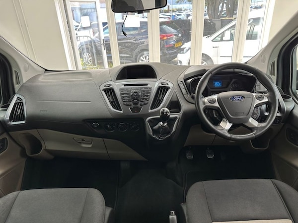 Used Ford Tourneo Custom 2015 for sale - 76185034: Photo 4