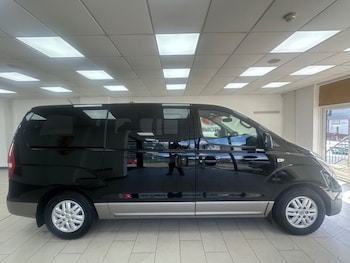 Used Hyundai i800 2016 for sale - 79323074: Photo