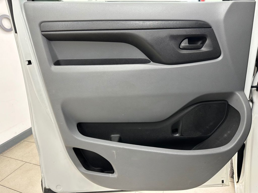 Used Citroen Dispatch 2020 for sale - 76396299: Photo 30