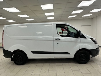 Used Ford Transit Custom 2017 for sale - 77037966: Photo