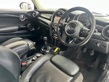 Used MINI Hatch 2018 for sale - 78742899: Photo
