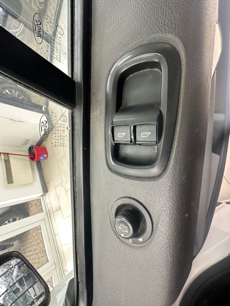 Used Ford Transit Custom 2017 for sale - 77919660: Photo 29