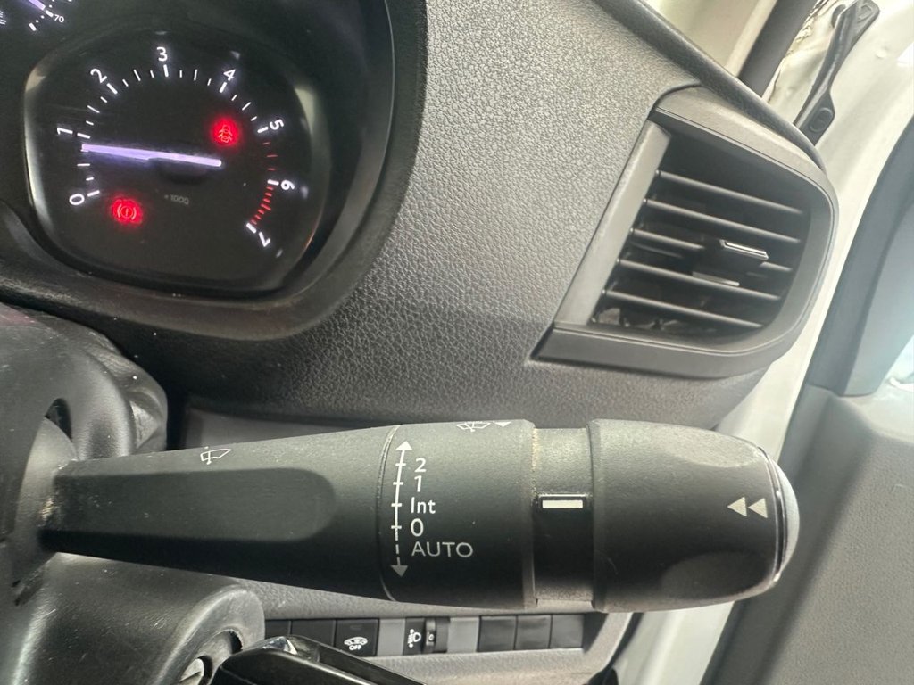 Used Vauxhall Vivaro 2020 for sale - 77920089: Photo 38