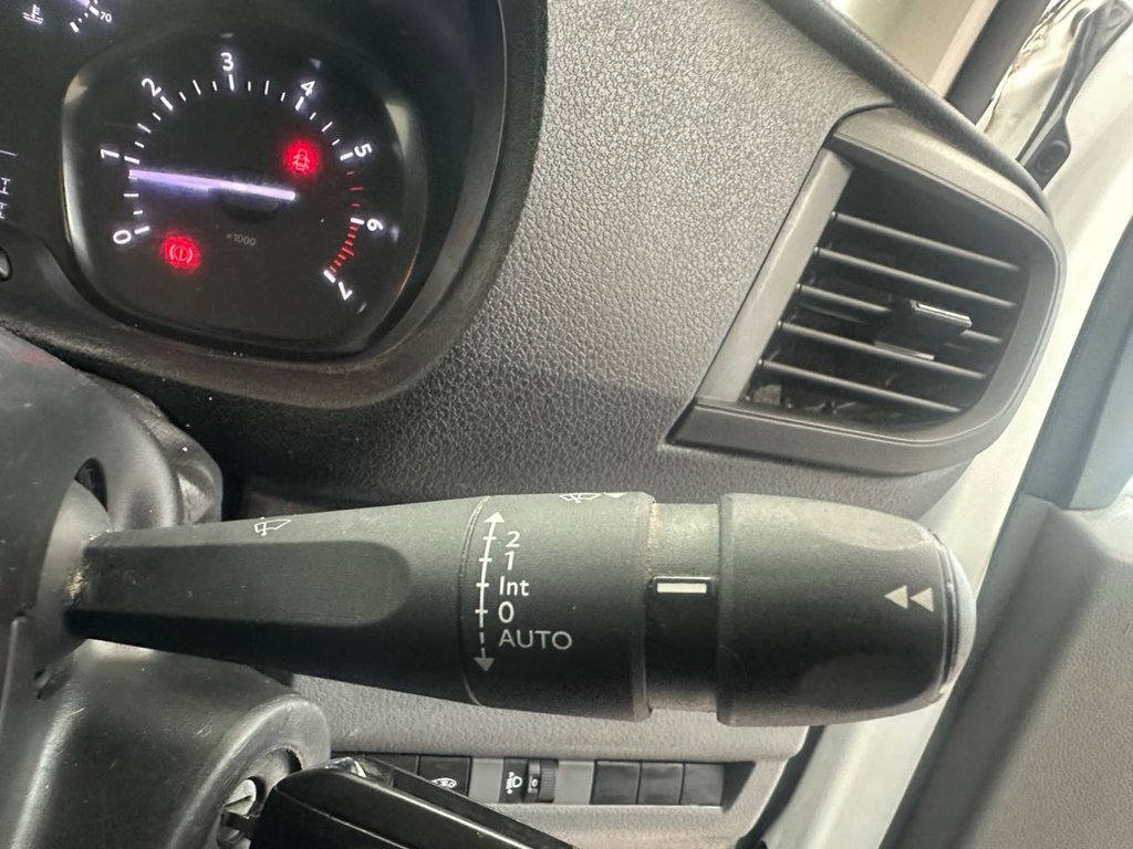 Used Vauxhall Vivaro 2020 for sale - 77920089: Photo 39