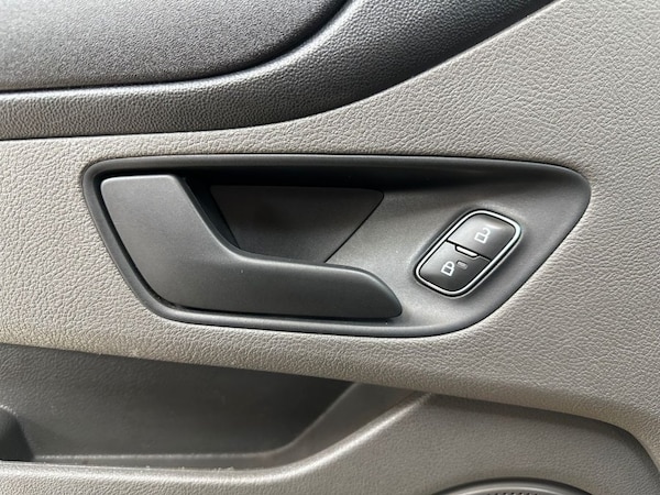 Used Ford Transit Custom 2020 for sale - 75548752: Photo 35